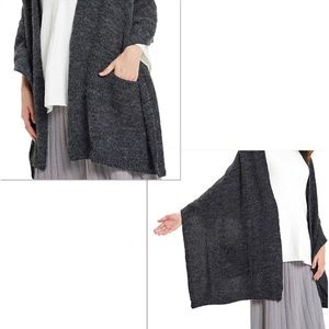 Oversized scarf with pockets